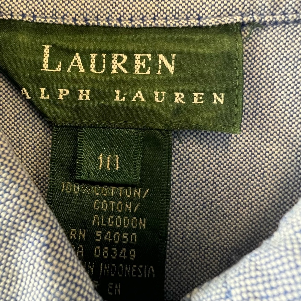 RALPH LAUREN women’s blue oxford cloth cotton button down shirt. Size 10. - Picture 3 of 3